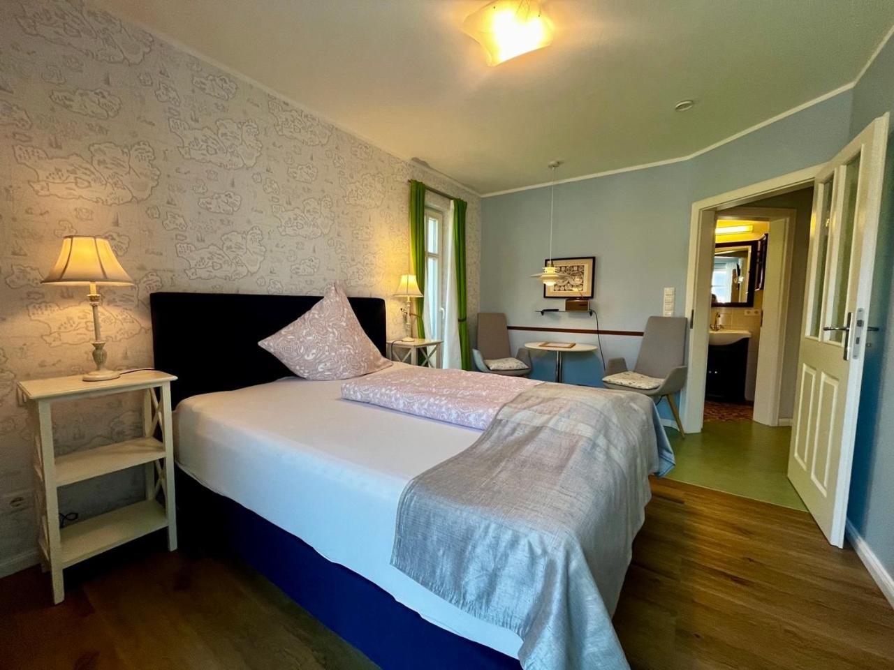 Luisa Aparthotel *