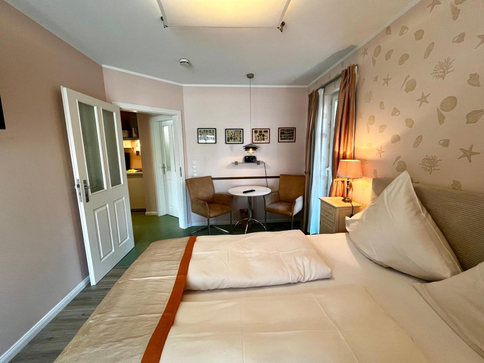 Luisa Aparthotel *